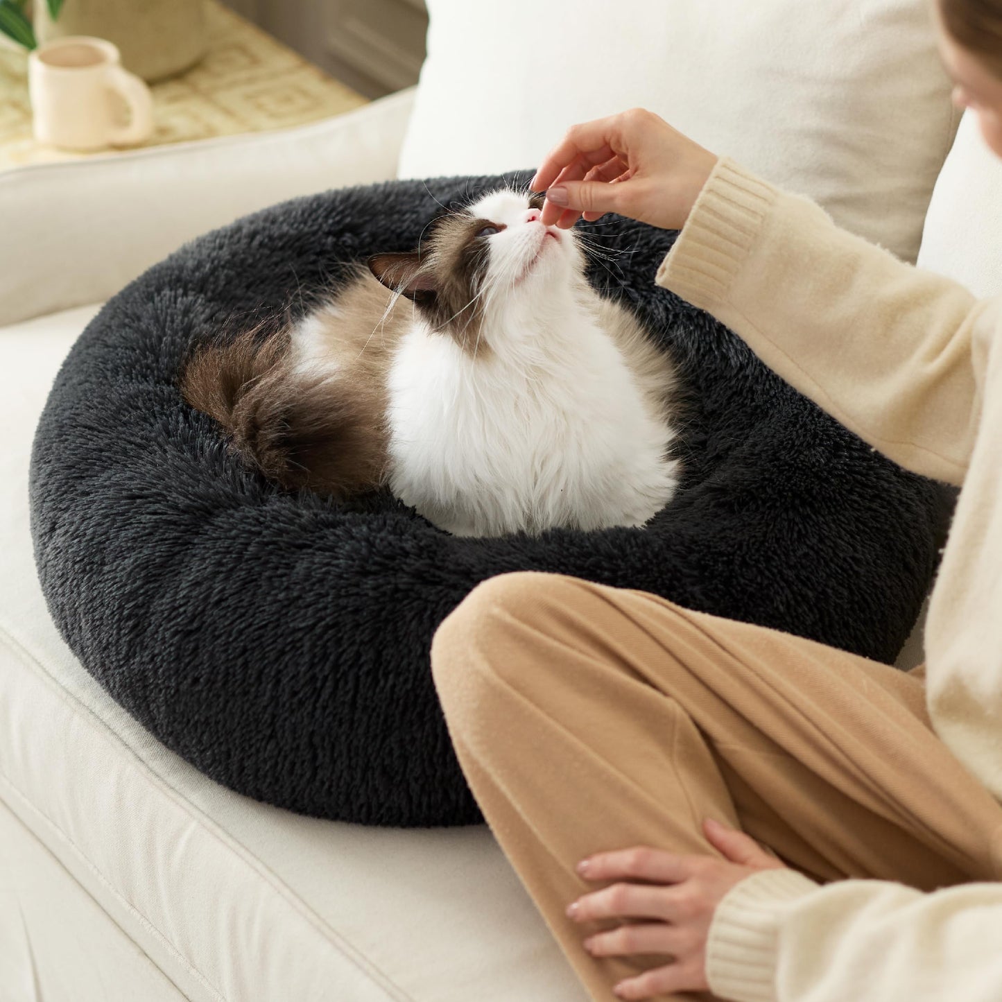 Trelsanopaws Large Cat Donut Bed - Fluffy Calming Anti-Anxiety Bed for Small Dogs & Cats (50 x 50 x 13 cm, Dark Grey)