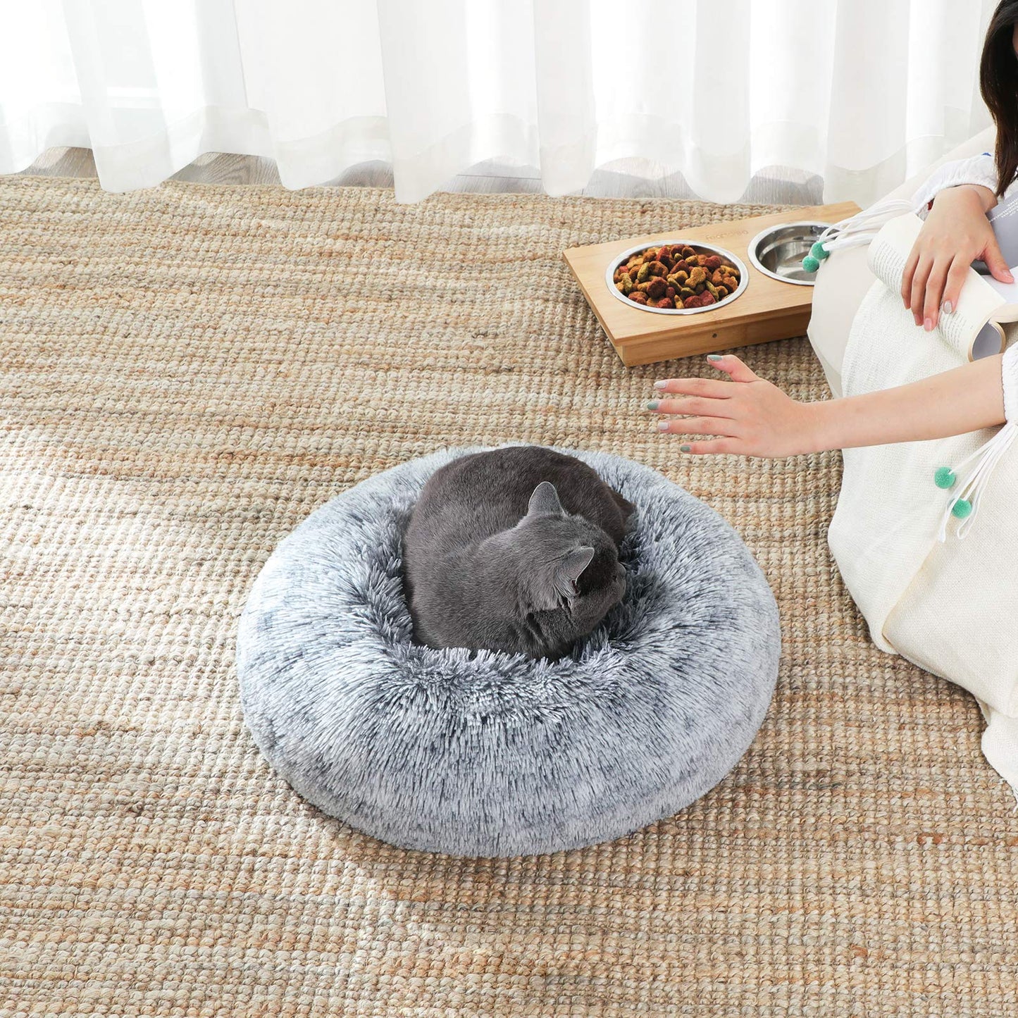 Trelsanopaws Fluffy Dog & Cat Bed - Washable Doughnut Cushion with Removable Padding (50 cm Diameter, Light Grey)